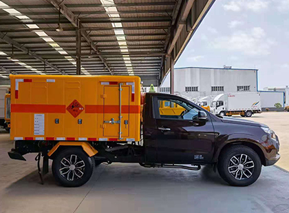 锦江爆破器材运输车